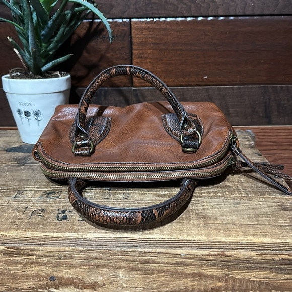 No Brand Tag Brown Handbag with Snakeskin Accents - Picture 6 of 8